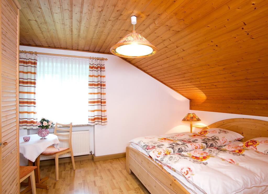 Ferienhaus Endl Фрайунг Стая снимка