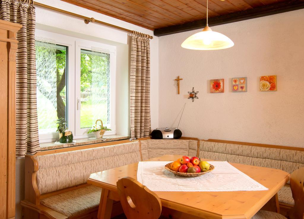 Ferienhaus Endl Фрайунг Стая снимка